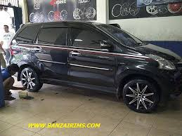 Garnish belakang carbon new avanza xenia veloz 2019rp185.500: 45 Modifikasi Mobil Avanza Veloz Putih Hitam Silver Otodrift