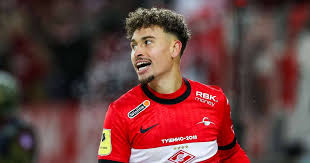 Carl henrik jordan larsson is a swedish professional footballer who plays as a forward for russian club spartak moscow and the sweden nation. West Ham Lurking In Race With Euro Giant For Striker Son Of Famous Face