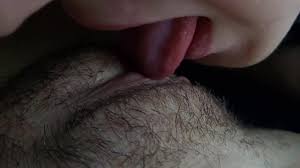 CUNILINGUS CHATTE POILUE