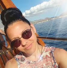 I got myself a "bed". Not that I don't want to sleep