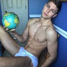 OMG, he's naked: Fashion model Laurent Marchand - OMG.BLOG