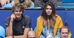 The two had also been romantic in their early teenage years when both were junior tennis players. Zverev S Ex Girlfreidn Olga Sharypova Details The Hell She Allegedly Lived With Him