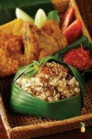 Amazing Indonesian Dishes Nasi Tutug Oncom In 2020 Indonesian Food Food Traditional Food