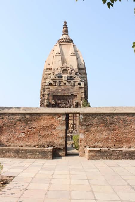 Barua Sagar – Pratihara Lineage of Bundelkhand | Puratattva