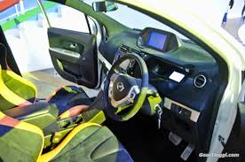 Kereta perodua alza ini juga sesuai dibawa oleh orang perempuan kerana ianya mudah dikendalikan walaupun bersaiz agak panjang. Perodua Alza Infinite Concept Geartinggi Com