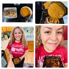 I know this will get some hate, but I love cinnamon rolls with my chili .  Delicious 🤤 🔥 💨😎