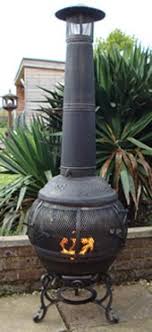 Some fire pits have chimneys, but the 360 degree opening prohibits proper drafting. 10 Best Chimineas For Uk 2021 Clay Cast Iron Steel Reviews Patiomate Patiomate