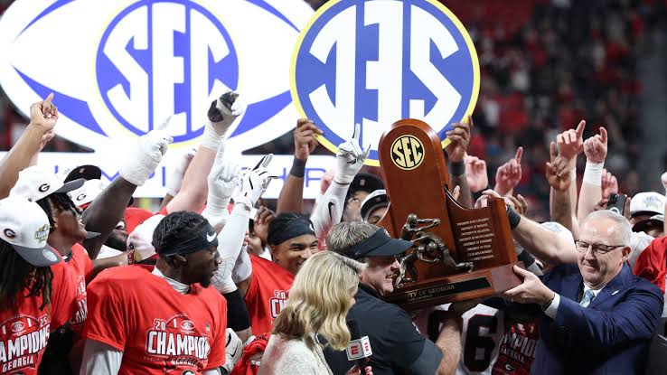 ESPN ranks Georgia's schedule as the easiest in the SEC