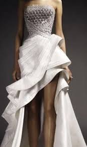 Versace A Stunning Dress That Would Be Great For A Contemporary Wedding Dress Or Prom Wedding Dresses High Low Fashion Gowns Dresses