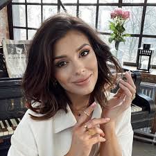 Klaudia halejcio was born on september 13, 1990 in warsaw, mazowieckie, poland. Klaudia Halejcio Dodala Oszalamiajace Zdjecie Takiej Zmiany Fani Aktorki Sie Nie Spodziewali Zycie