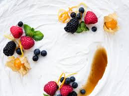 Kuchenteige, die mit sahne gerührt werden: Alles Quark Oder Was Die Besten Sussen Und Herzhaften Quark Rezepte Stories Kitchen Stories