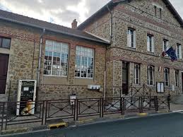 Aisne Saulchery Des Distributeurs De Pain Dans Le Paysage Le Pays Briard