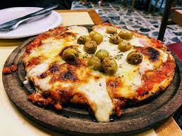 A First Timer S Guide To Buenos Aires Bianca Rods Pizza Buenos Aires Vegetable Pizza