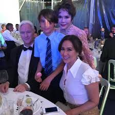 Putri soekarno tersebut kemudian menikah dengan frits frederik seegers, seorang presiden citibank eropa yang berasal dari pada 24 agustus 2020 nanti cucu soekarno ini akan genap berusia 14 tahun.kini kiran yang mulai beranjak dewasa dan penampilannya semakin berkarisma. Ini 5 Fakta Kiran Cucu Presiden Pertama Soekarno Yang Suka Nasi Goreng Indozone Id