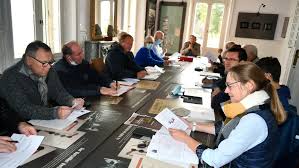 Rendez-vous à la pierre d'Haudroy, à La Capelle, le 7novembre