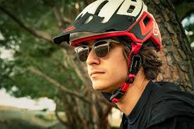 Global leader in bluetooth innovation for the motorsports, action sports and outdoor sports lifestyles. Sena Pi Adds Universal 2 Way Wireless Communication To Any Helmet Bikerumor