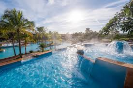 Blue Tree Park Lins: para Todas as Idades - Litoral Verde | 0800 021 2020