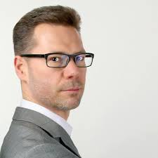 Lyndon Ward (@lyndonward)