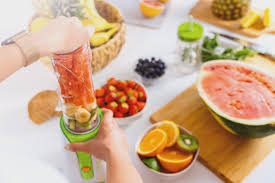 Eseguire cambiamenti nella dieta è fondamentale per pulire il fegato in maniera efficace e, soprattutto, per curare la salute e garantire che le sue funzioni siano effettuate in modo adeguato. Come Preparare Succhi Per Pulire Il Fegato Tuo Benessere