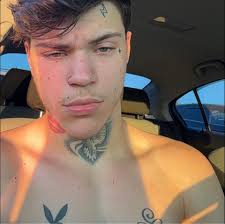 How long do you honestly wait to lift after getting a new tattoo?