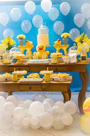 Festa Tema Banho E Patinhos Inspiracao Para Decoracao De Festa Infantil Macetes De Mae Baby Shower Duck Rubber Ducky Baby Shower Ducky Baby Showers