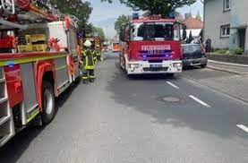 Diese unterstützen die feuerwehr… donnerstag 15.07.2021 8:09. 269 News Von Feuerwehr Recklinghausen Pressemeldungen 2021 Presseportal