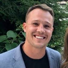 Garrett Reichert's Instagram, Twitter & Facebook