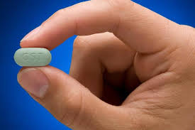 Hiv hanya menjangkiti manusia dan menyerang sistem imuniti tubuh, membuatkan imuniti tubuh tidak dapat bekerja dengan efektif seperti asal. Garis Panduan Untuk Memulakan Terapi Hiv Di Dewasa