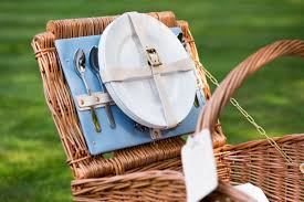 Hamper detailübersetzungen für hamper (englisch) ins deutsch. Amberley Hampers Amberleyhampers Twitter