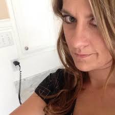 Liz Barnett Smith (@LizBarnettSmith)