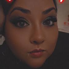 stranger pays for food at restaurant