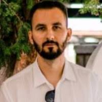 100+ Profile mit dem Suchbegriff „Dragomir“