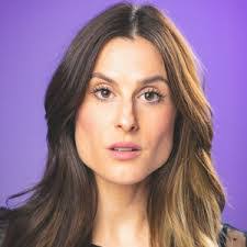 Paula Cipriano's Instagram, Twitter & Facebook