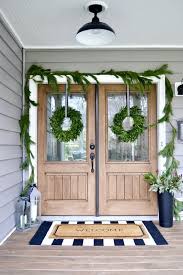 Christmas Front Porch Farmhouse Style Farmhouse Decor Modern Farmhouse Black And White Front Porch Decorating Front Door Design Christmas Front Doors