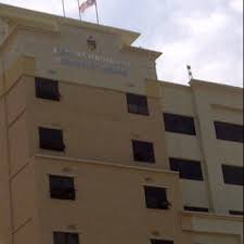 Also known as the port dickson district and land office in english. Fotos Bei Pejabat Daerah Dan Tanah Port Dickson Regierungsgebaude