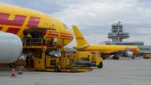 Post & parcel germany deutsche post and dhl on the road to zero emissions in germany. Dhl Express Spielt Wichtige Rolle In Der Europaischen Covid 19 Impfstofflogistik Dhl Osterreich