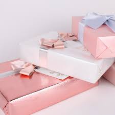 Spoil the soon to be mama with one of these with fantastic baby gifts. 30 Inch X 16 5 Feet Premium Eco Friendly Wood Grain Basics Holiday Baby Shower Gift Wrap Glossy Gold Rose For Birthday Laribbons Gift Wrapping Paper Roll Wedding Home Paper Ekbotefurniture Com