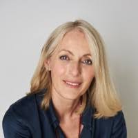 200+ perfiles de «Ryll»