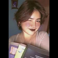 Solo soy una chica más enamorada de los libros 📚😻 #bookreader #booktoker  #bookcommunity #bookstagram #bookstagramespañol