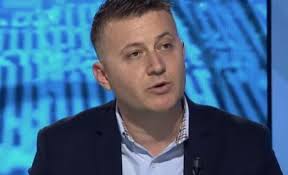 Kush e ka frikë qetësinë? nga Reldar Dedaj