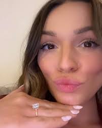 Happy Happy HAPPPPYYY birthday Haley ❤️‍🔥 being able to celebrate you this  weekend was so much fun! Magnolia and I love you so much mama ☺️ thanks for  being a wonderful fiancé,