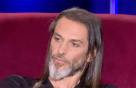 «είχα αφόρητους πόνους στο κεφάλι, αλλά ήμουν δυνατός και δε φοβήθηκα. Ujd Bubmnugydm
