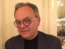 Meet Vincent Devaud CFC.,MDT of Smile by Vincent in Beverly Hills