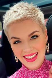 Tara Crossland (taracrossland)