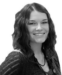 Misti Cook's Instagram, Twitter & Facebook