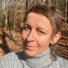 Considering the pros and cons of common cover crops, which ones would you  recommend as early sources for honey bees? I'm specifically interesting in  hearing beekeepers' thoughts