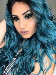 Peluca life 😍🙌🏻 S H A R E 👭 C O M P A R T A N !  https://love-for-bling-boutique.myshopify.com/collections/wigs Over 150  styles!!!! 😍🙌🏻 Toma toma toma 💇🏼 Isn't it crazy how