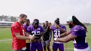 The official source of vikings videos, news, headlines, photos, tickets, roster, gameday information and schedule X Veqd9tvxkzm