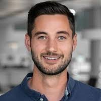 Frank Weyer's Instagram, Twitter & Facebook