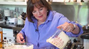 Ina Garten Shows Us How To Make A Caramel Topped Panna Cotta Caramel Topping Ina Garten Panna Cotta Recipe
